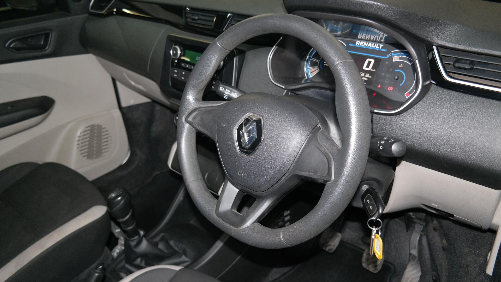 Repossessed Renault Triber 1.0 Expressio 2021 on auction with a price of R 158,200. Renault Triber 1.0 Expressio
