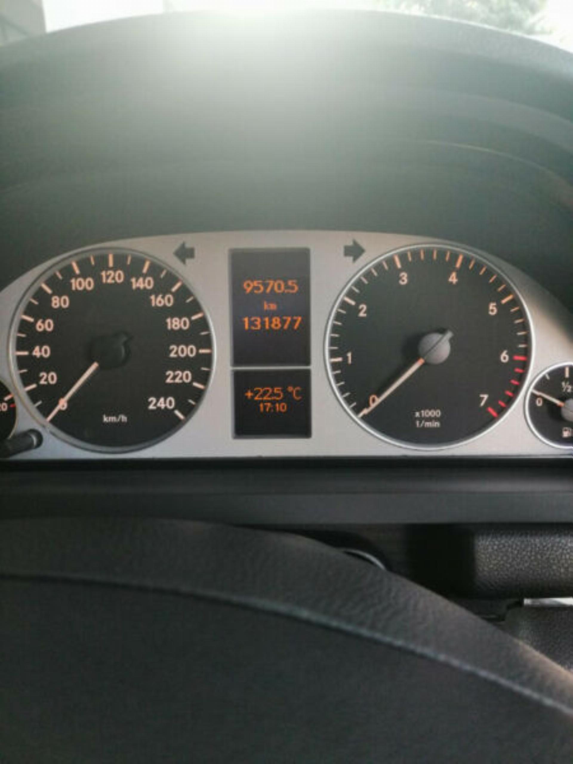 Used Mercedes Benz B Class B200 2009 on auction with a price of R 120,000. Mercedes Benz B Class B200