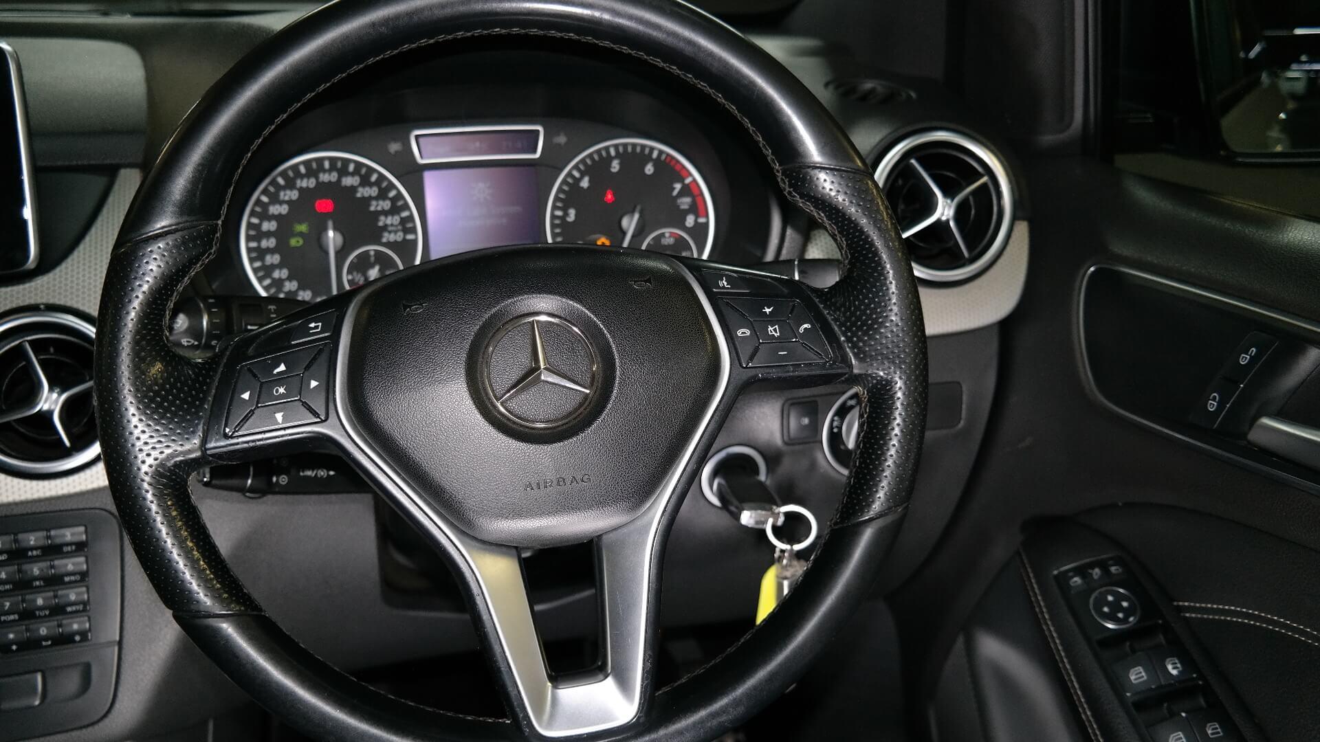 Repossessed Mercedes Benz B Class B 180 BE A/T 2013 on auction with a price of R 155,800. Mercedes Benz B Class B 180 BE A/T