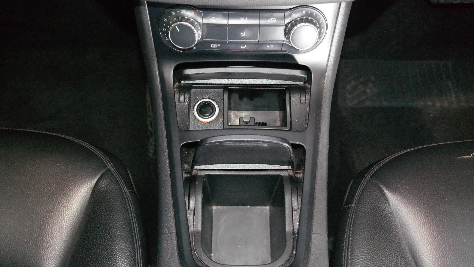 Repossessed Mercedes Benz B Class B 180 BE A/T 2013 on auction with a price of R 155,800. Mercedes Benz B Class B 180 BE A/T