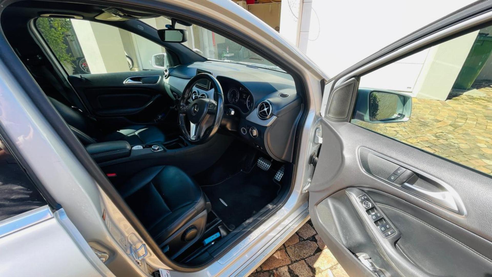 Used Mercedes Benz B Class 180CDI Auto 2013 on auction with a price of R 165,000. Mercedes Benz B Class 180CDI Auto