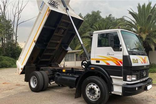 2007 TATA 518 0734408176 2007 TATA 518 0734408176