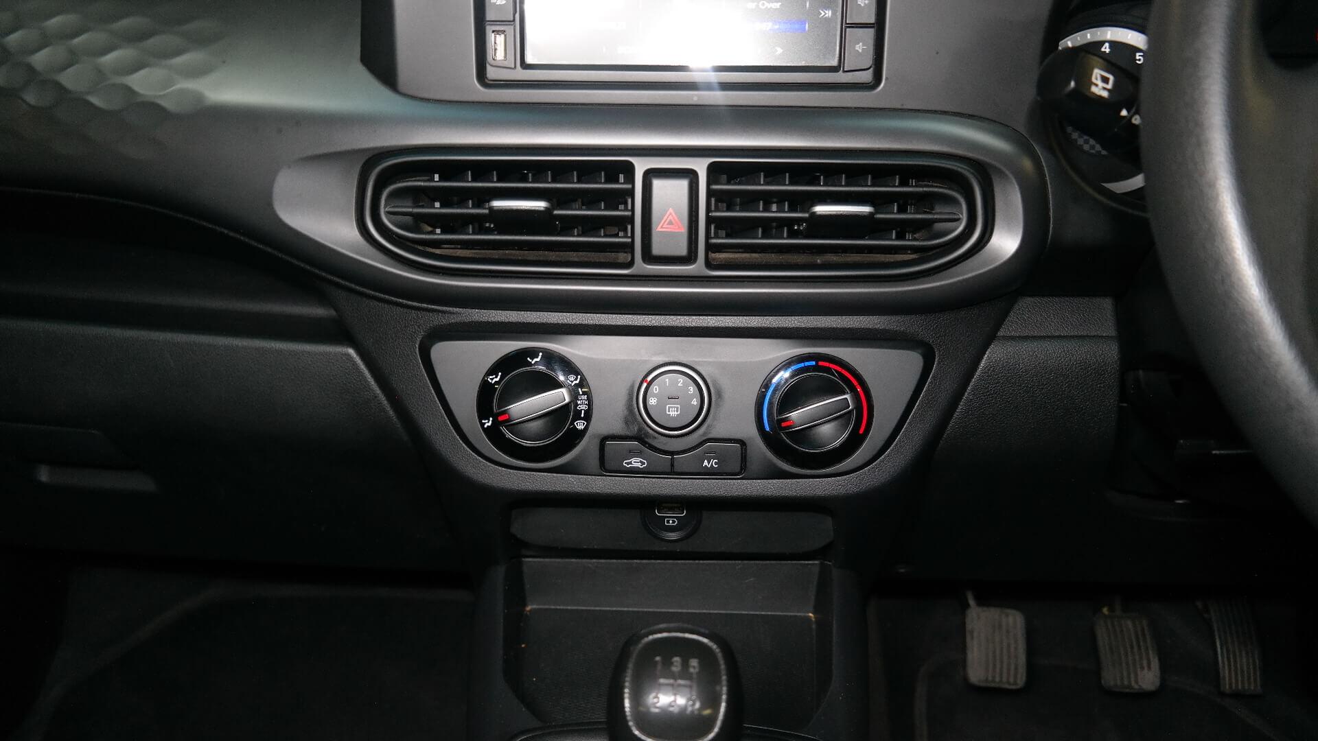 Repossessed Hyundai Grand I10 1.0 Motion 2021 on auction with a price of R 168,900. Hyundai Grand I10 1.0 Motion