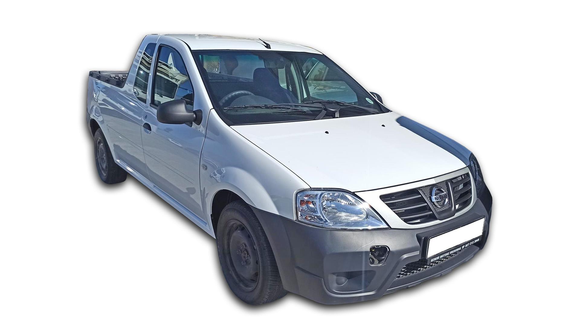 Nissan NP200 1.6 A/C Safety Pack P/U S/C 2022