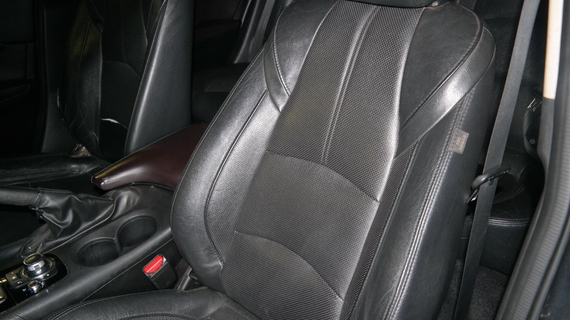 Repossessed Mazda 3 1.6 Dynamic 5DR A/T 2017 on auction with a price of R 197,000. Mazda 3 1.6 Dynamic 5DR A/T