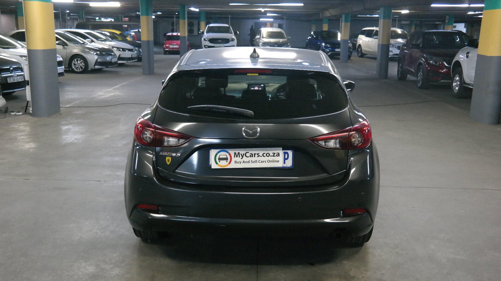 Repossessed Mazda 3 1.6 Dynamic 5DR A/T 2017 on auction with a price of R 197,000. Mazda 3 1.6 Dynamic 5DR A/T