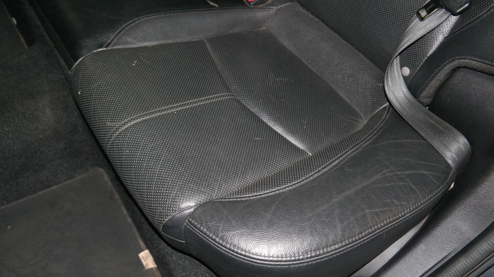 Repossessed Mazda 3 1.6 Dynamic 5DR A/T 2017 on auction with a price of R 197,000. Mazda 3 1.6 Dynamic 5DR A/T