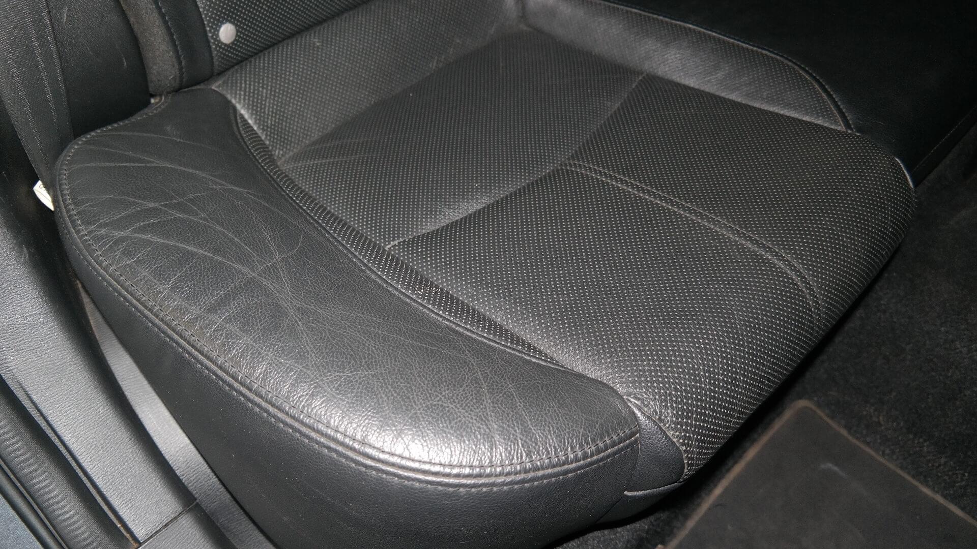 Repossessed Mazda 3 1.6 Dynamic 5DR A/T 2017 on auction with a price of R 197,000. Mazda 3 1.6 Dynamic 5DR A/T