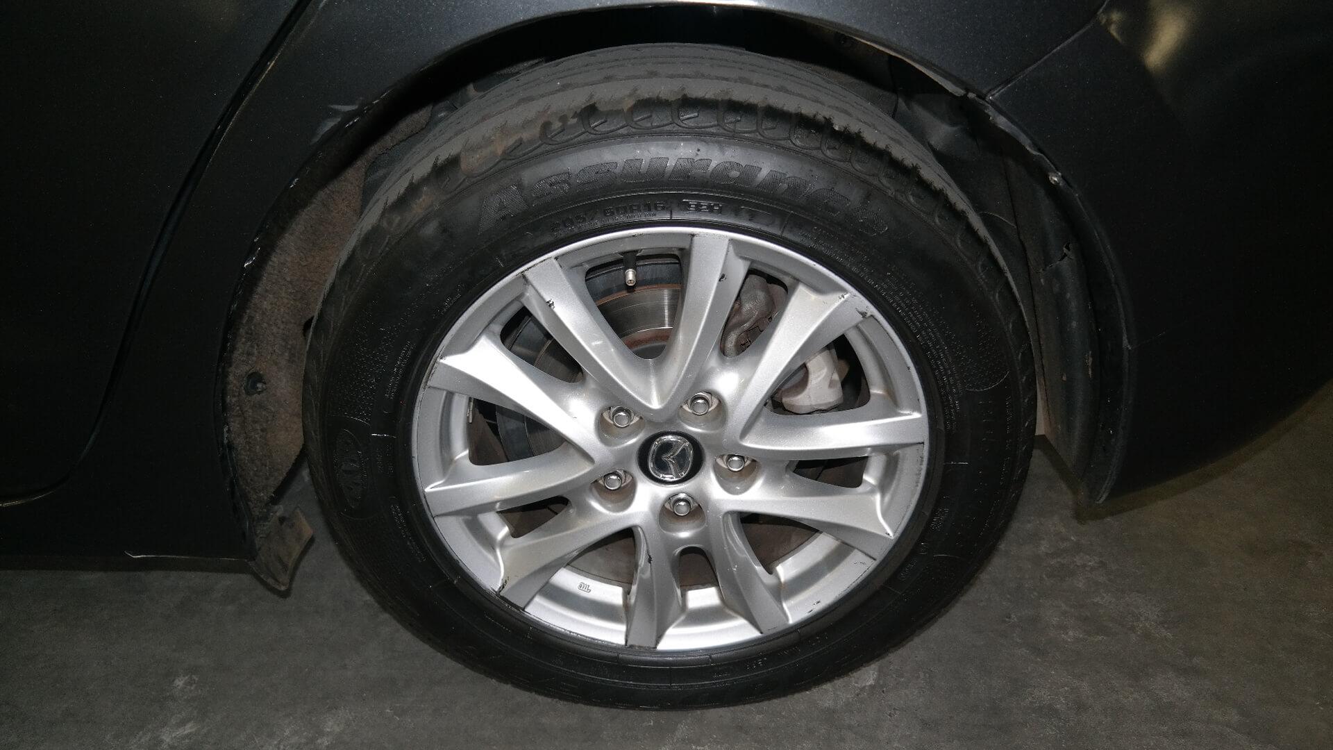 Repossessed Mazda 3 1.6 Dynamic 5DR A/T 2017 on auction with a price of R 197,000. Mazda 3 1.6 Dynamic 5DR A/T