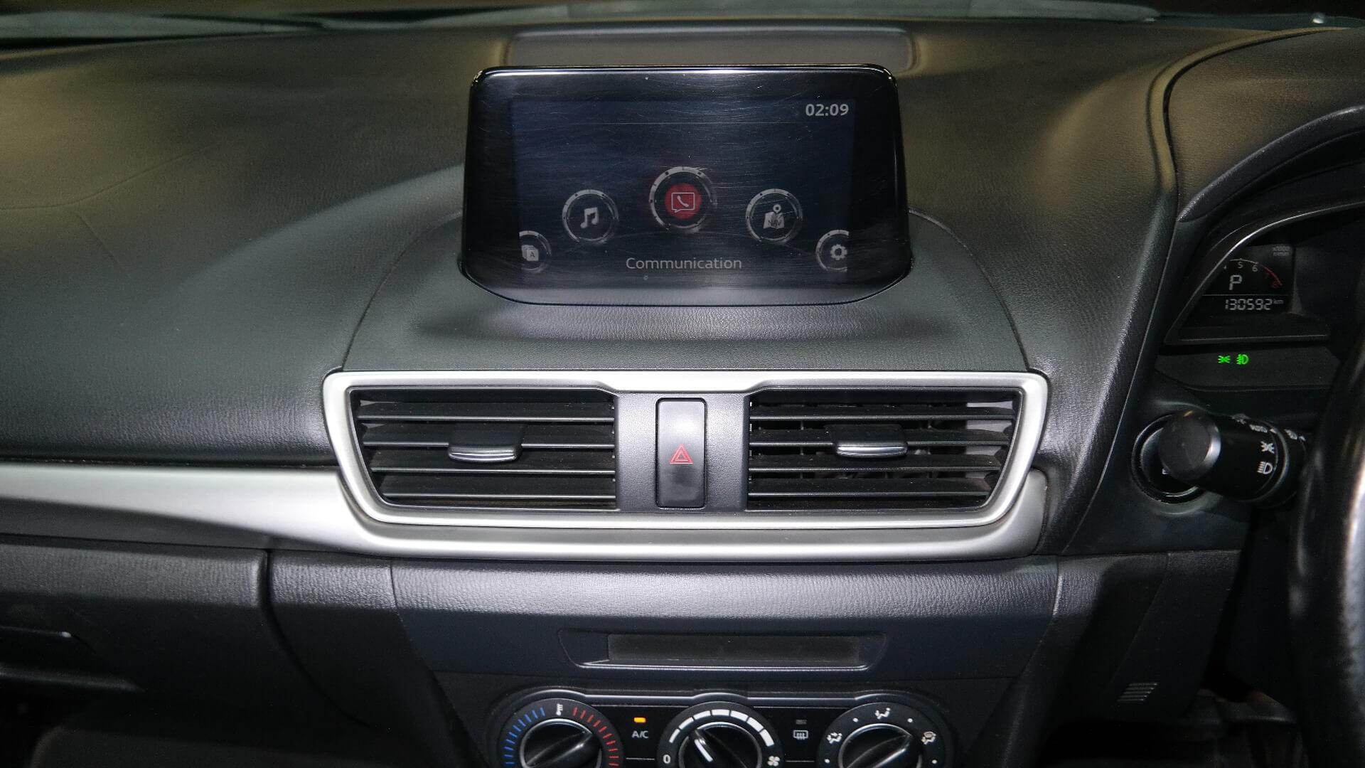 Repossessed Mazda 3 1.6 Dynamic 5DR A/T 2017 on auction with a price of R 197,000. Mazda 3 1.6 Dynamic 5DR A/T