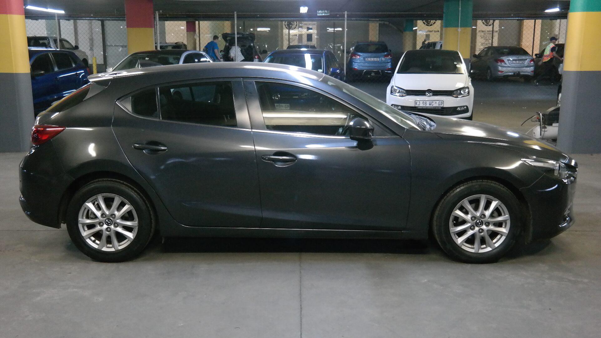 Repossessed Mazda 3 1.6 Dynamic 5DR A/T 2017 on auction with a price of R 197,000. Mazda 3 1.6 Dynamic 5DR A/T