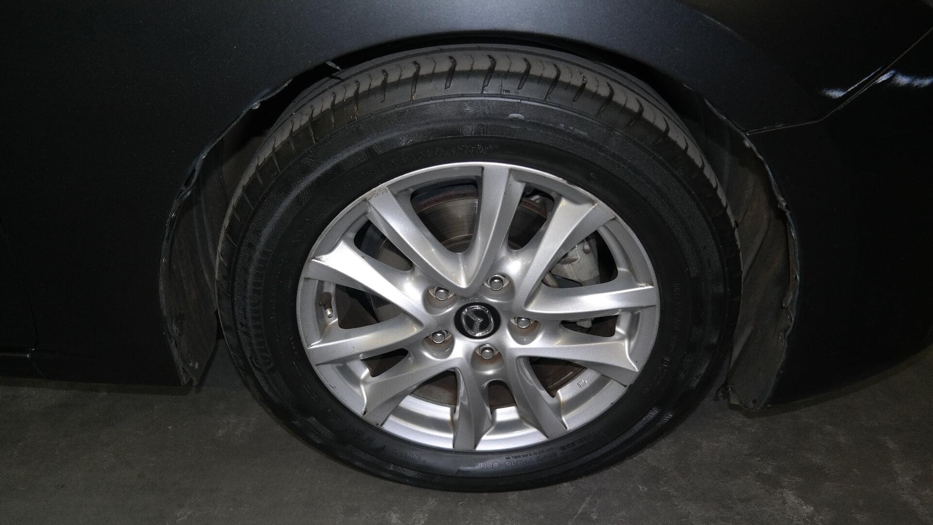 Repossessed Mazda 3 1.6 Dynamic 5DR A/T 2017 on auction with a price of R 197,000. Mazda 3 1.6 Dynamic 5DR A/T