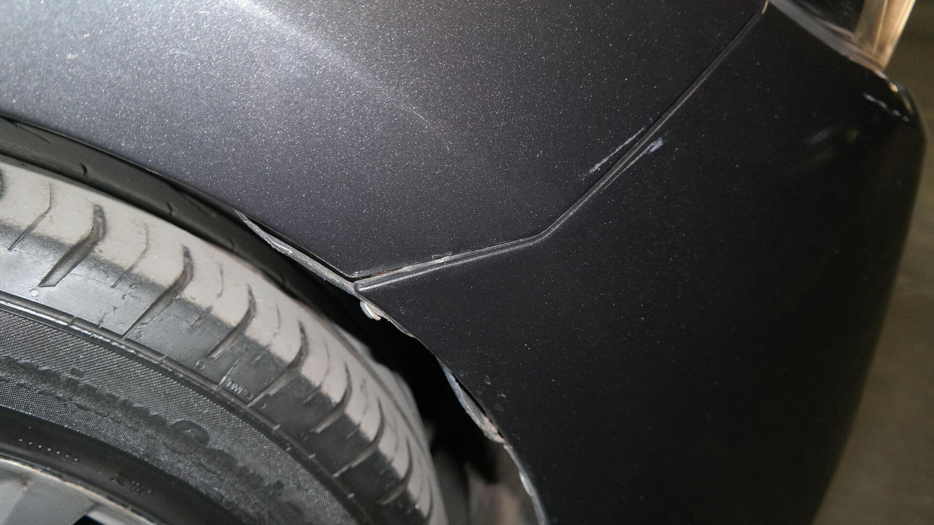 Repossessed Mazda 3 1.6 Dynamic 5DR A/T 2017 on auction with a price of R 197,000. Mazda 3 1.6 Dynamic 5DR A/T