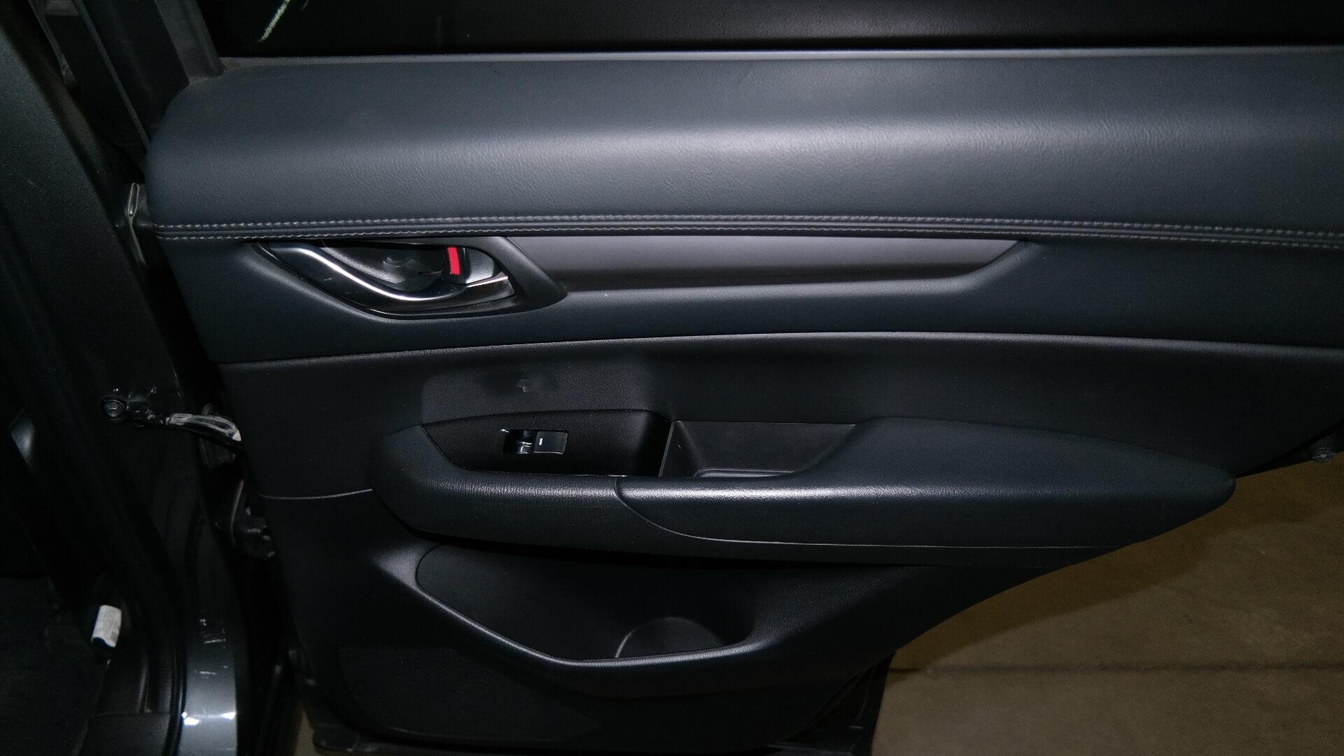 Repossessed Mazda CX-5 2.0 Dynamic A/T 2021 on auction with a price of R 437,200. Mazda CX-5 2.0 Dynamic A/T