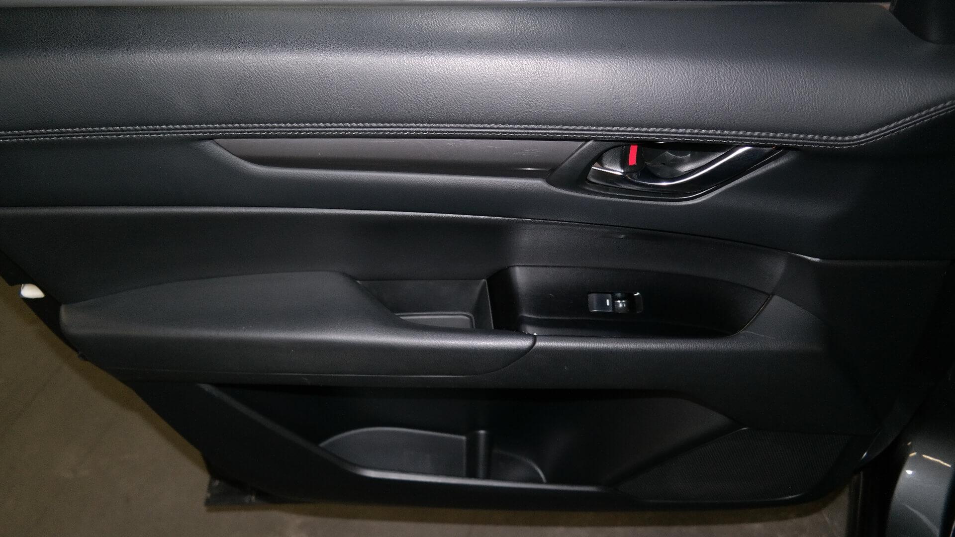 Repossessed Mazda CX-5 2.0 Dynamic A/T 2021 on auction with a price of R 437,200. Mazda CX-5 2.0 Dynamic A/T