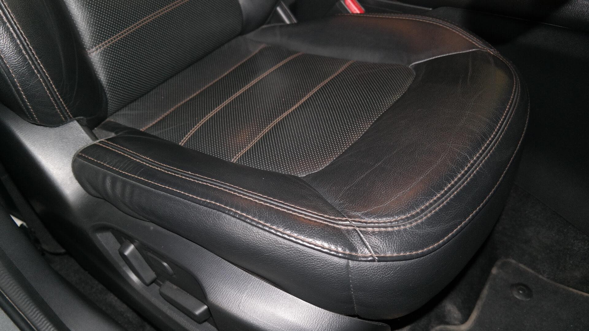 Repossessed Mazda CX-5 2.0 Dynamic A/T 2021 on auction with a price of R 437,200. Mazda CX-5 2.0 Dynamic A/T