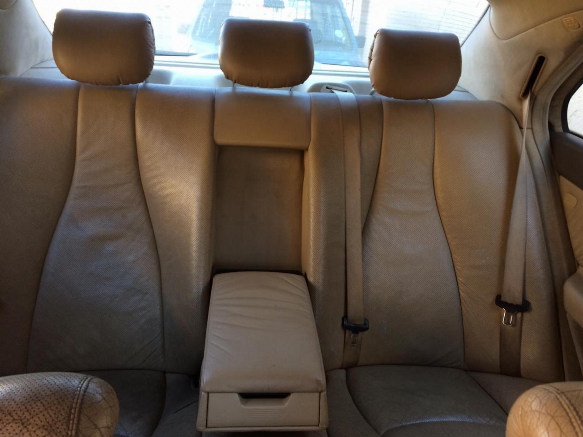 Used Mercedes Benz S Class S320 2002 on auction with a price of R 80,000. Mercedes Benz S Class S320