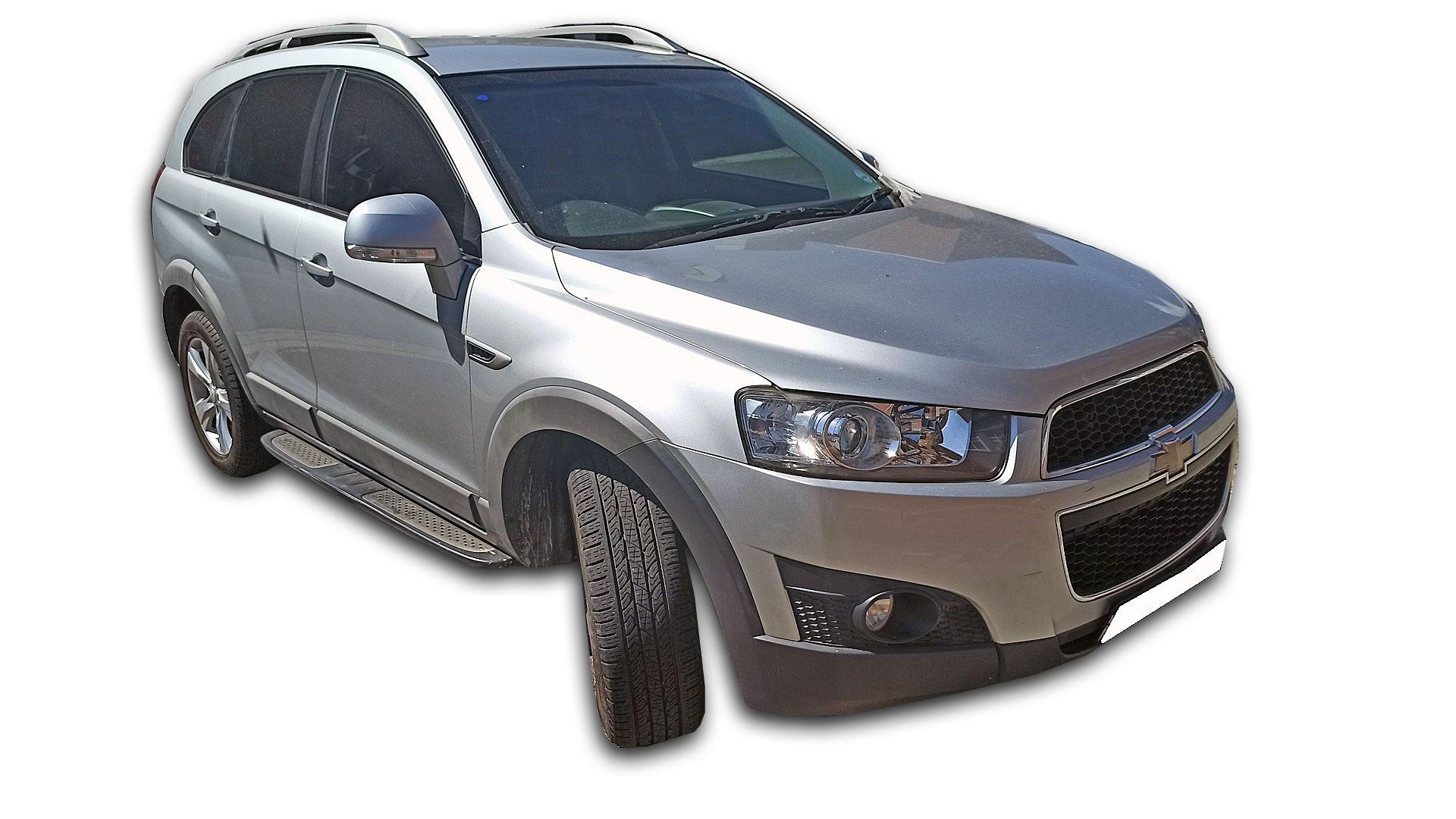 Repossessed Chevrolet Captiva 2.4 LT 4X4 2012 on auction with a price of R 110,500. Chevrolet Captiva 2.4 LT 4X4