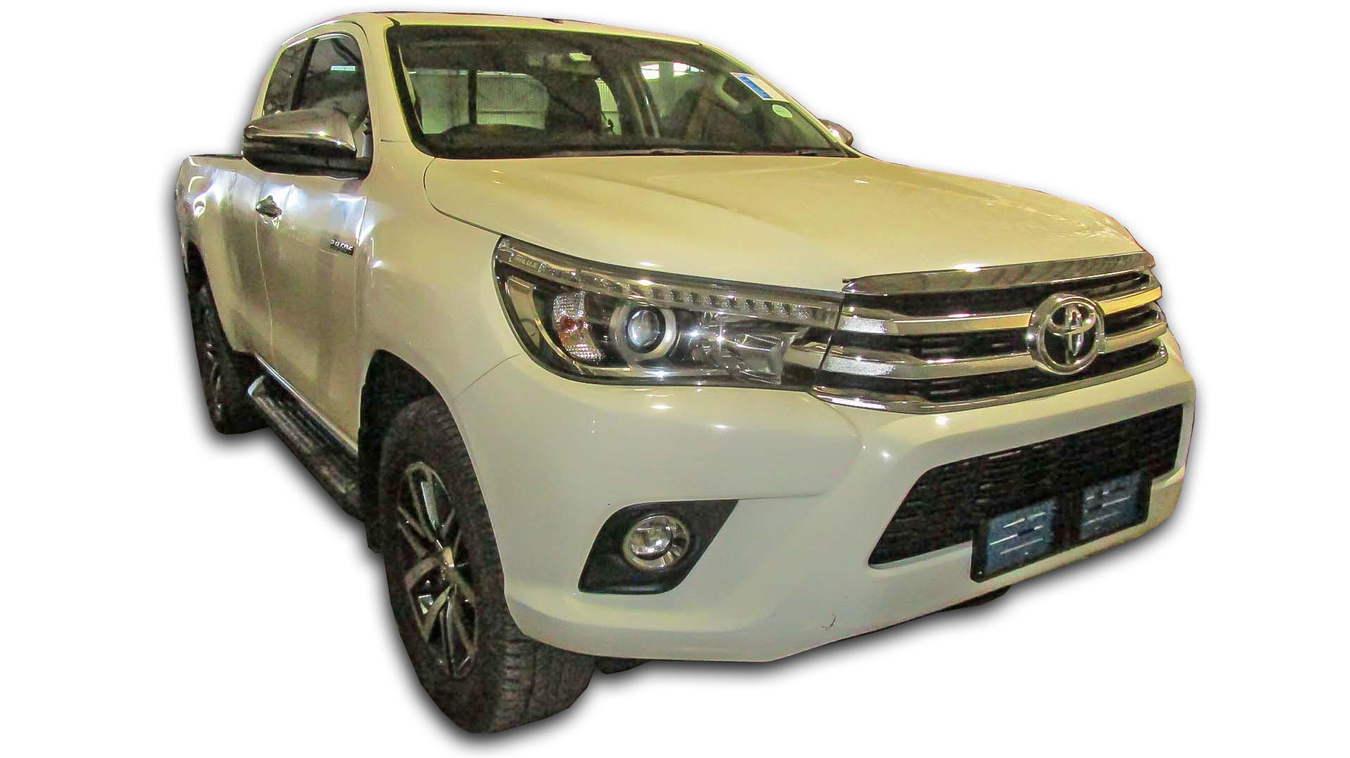 Repossessed Toyota Hilux 2.8 GD-6 2018 on auction with a price of R 347,300. Toyota Hilux 2.8 GD-6