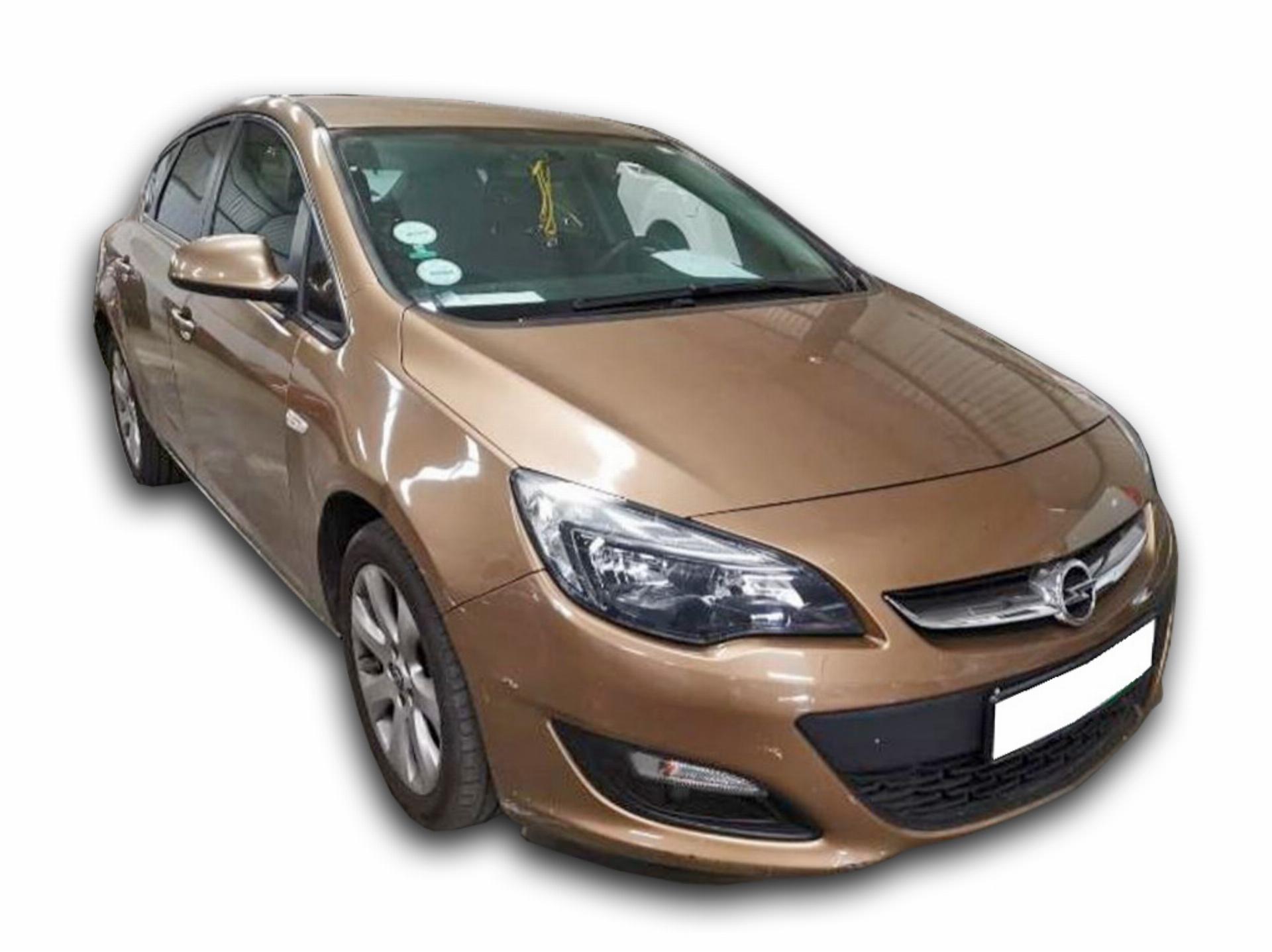 Opel Astra 1.4T Essentia