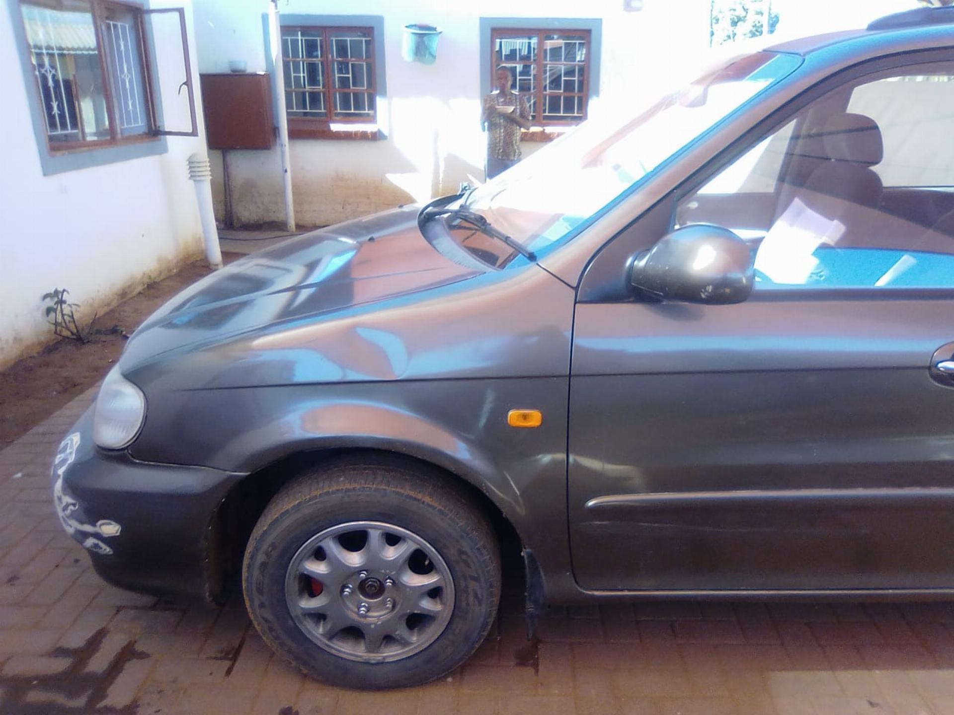 Used Kia Carnival 2.5 24VALVE 6 Cylinder 2000 on auction with a price of R 35,000. Kia Carnival 2.5 24VALVE 6 Cylinder