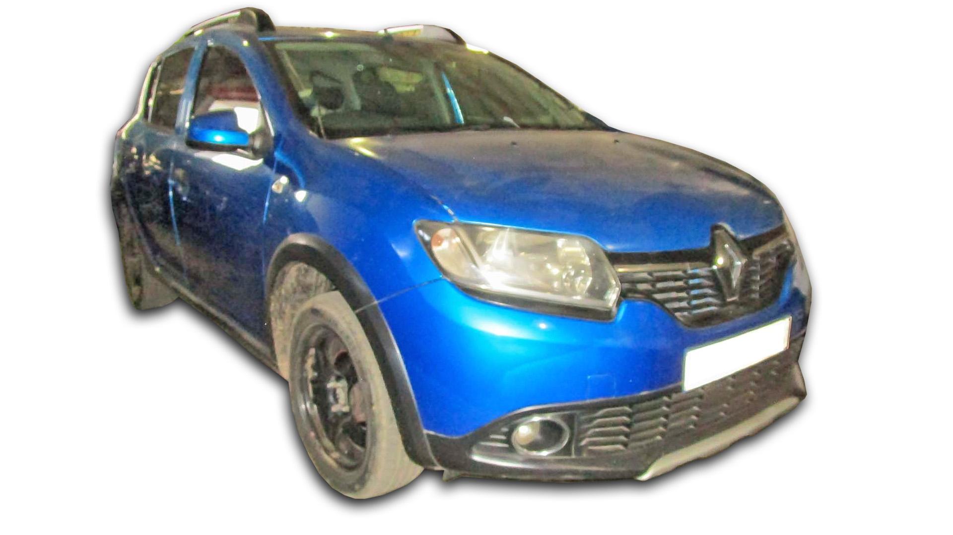 Repossessed Renault Sandero 900T Stepway 2015 on auction with a price of R 130,400. Renault Sandero 900T Stepway