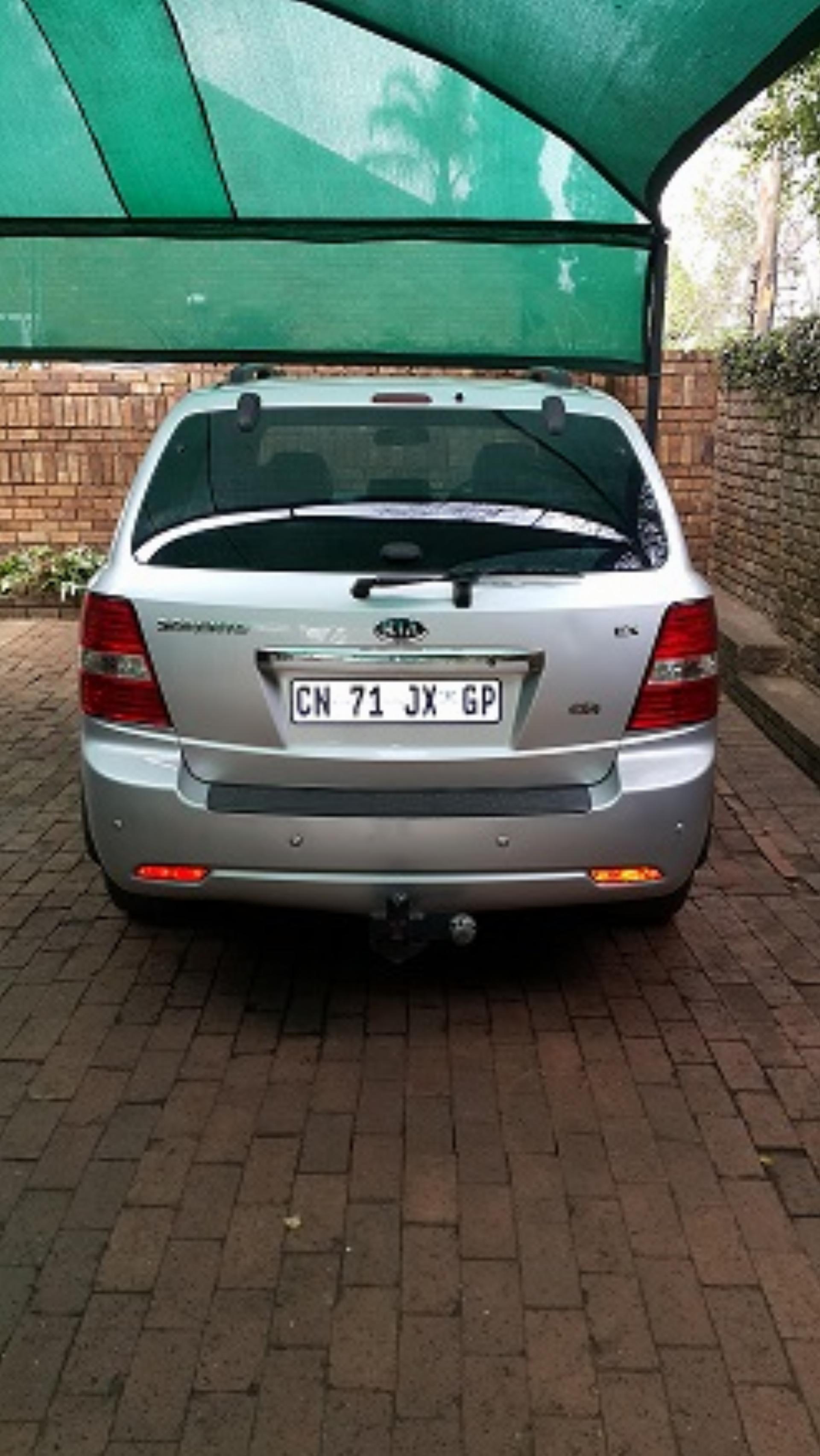 Used Kia Sorento 2.5 Crdi 4X4 2008 on auction with a price of R 75,000. Kia Sorento 2.5 Crdi 4X4