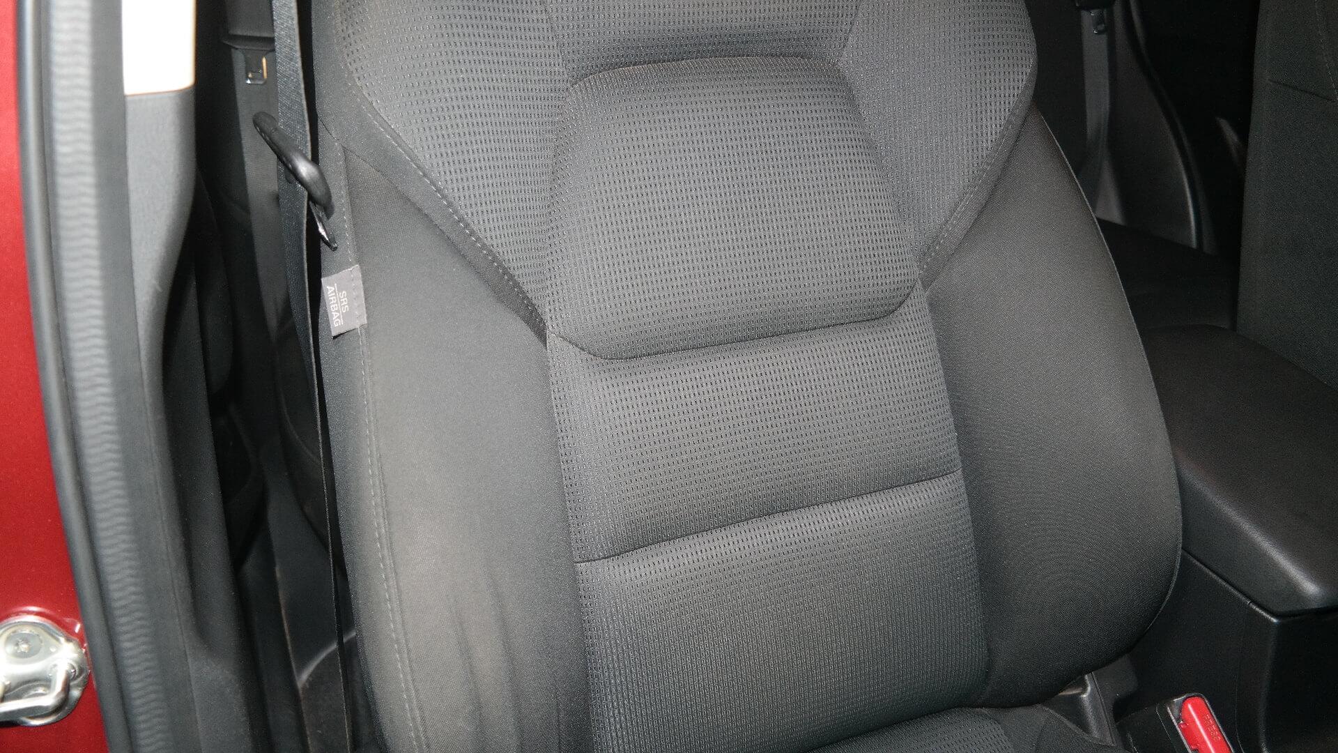 Repossessed Mazda CX-5 2.0 Active A/T 2022 on auction with a price of R 410,000. Mazda CX-5 2.0 Active A/T