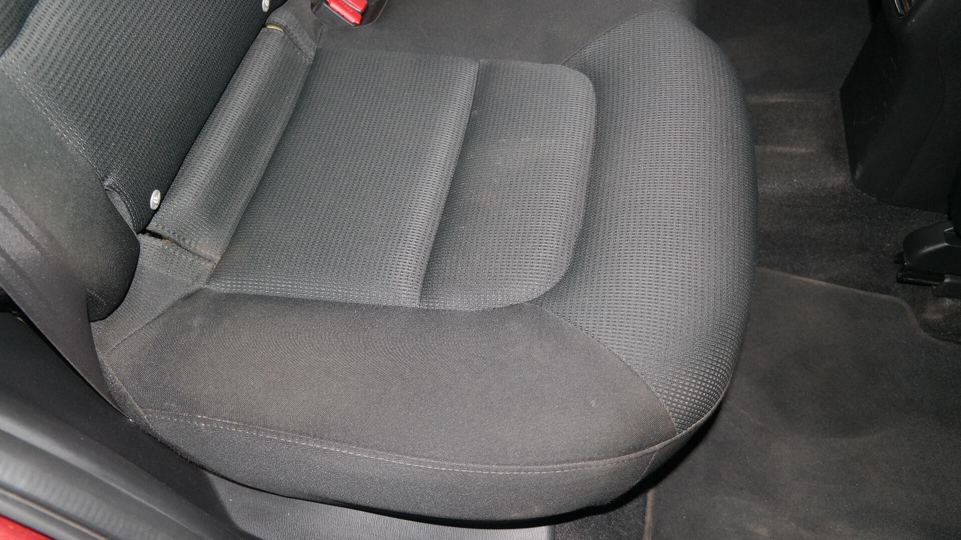 Repossessed Mazda CX-5 2.0 Active A/T 2022 on auction with a price of R 410,000. Mazda CX-5 2.0 Active A/T