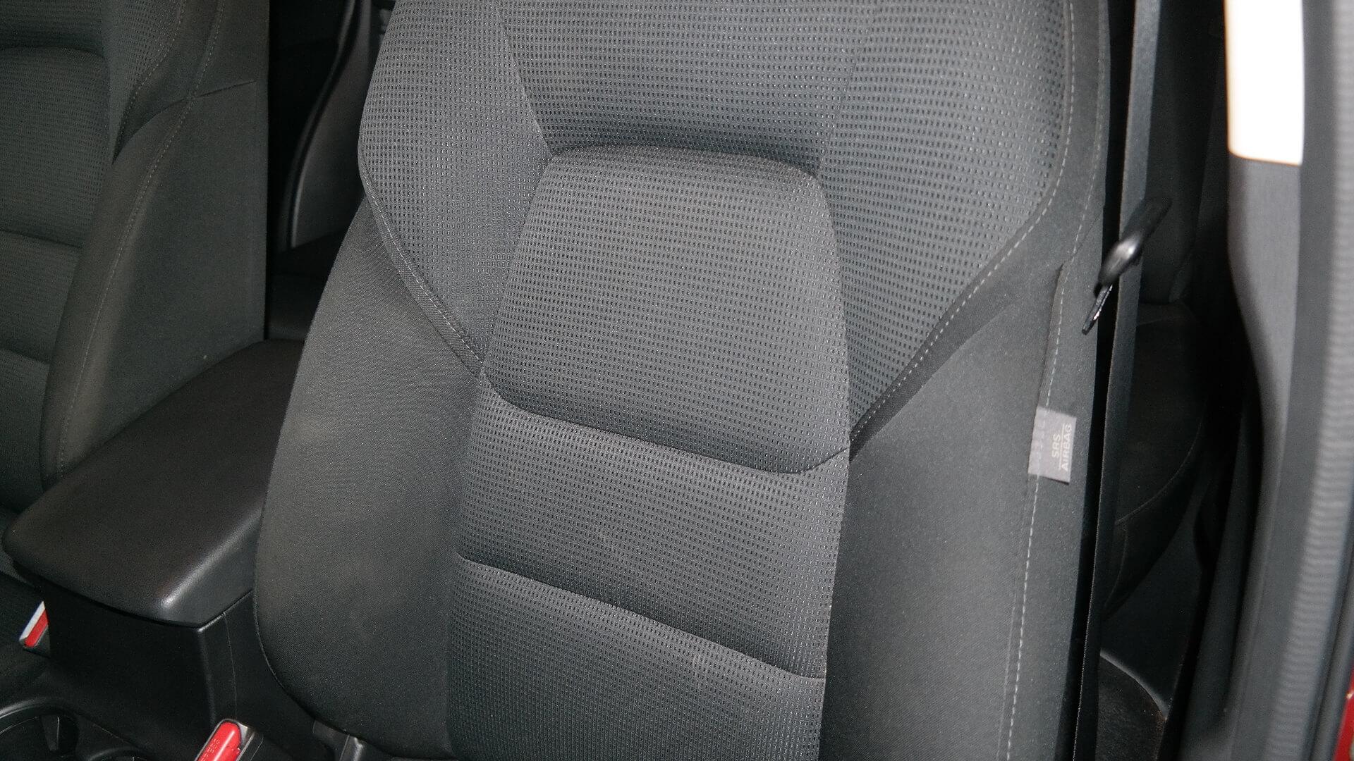 Repossessed Mazda CX-5 2.0 Active A/T 2022 on auction with a price of R 410,000. Mazda CX-5 2.0 Active A/T