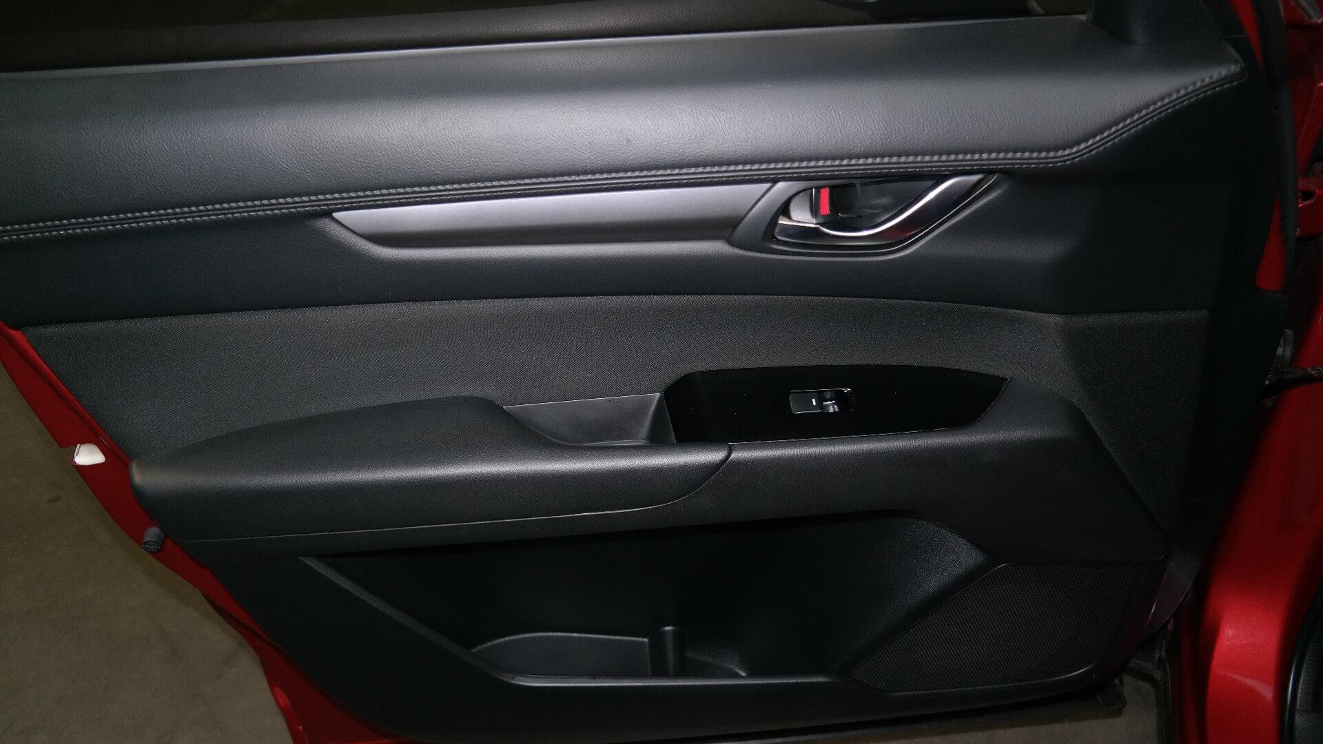 Repossessed Mazda CX-5 2.0 Active A/T 2022 on auction with a price of R 410,000. Mazda CX-5 2.0 Active A/T