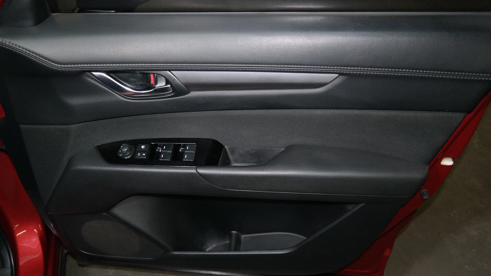 Repossessed Mazda CX-5 2.0 Active A/T 2022 on auction with a price of R 410,000. Mazda CX-5 2.0 Active A/T