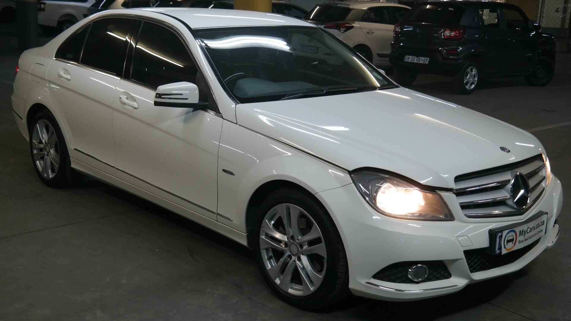 Repossessed Mercedes Benz C200 BE Avantgarde 2012 on auction with a price of R 155,500. Mercedes Benz C200 BE Avantgarde