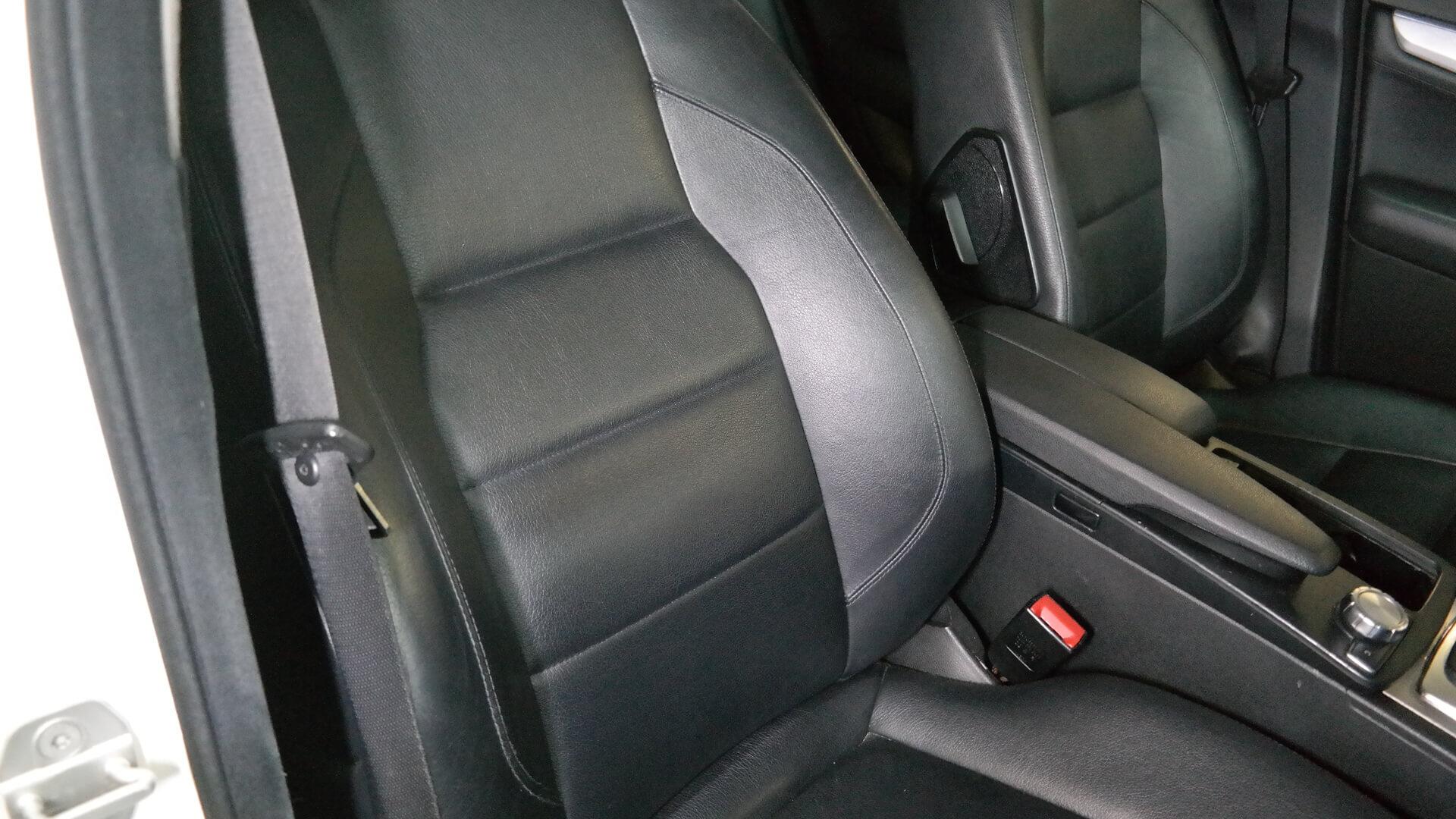 Repossessed Mercedes Benz C200 BE Avantgarde 2012 on auction with a price of R 155,500. Mercedes Benz C200 BE Avantgarde