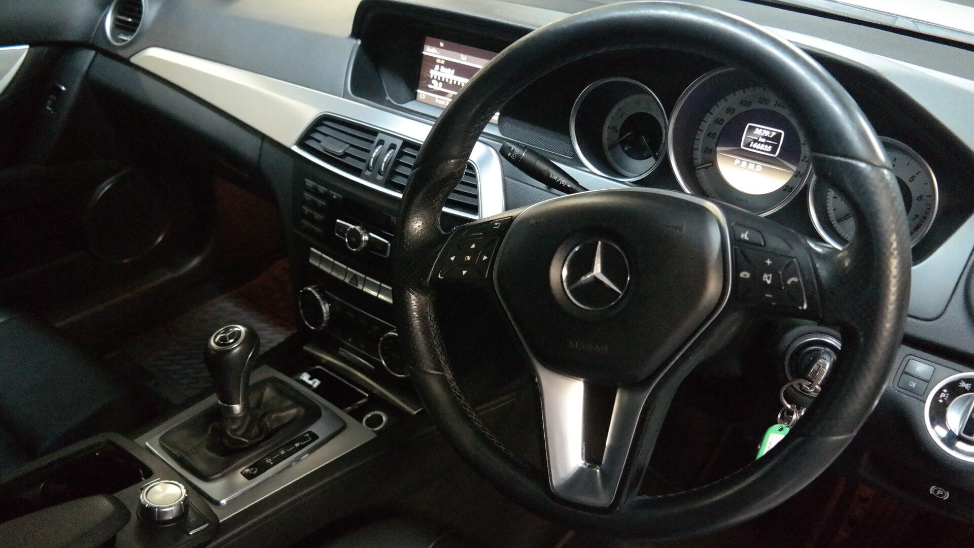 Repossessed Mercedes Benz C200 BE Avantgarde 2012 on auction with a price of R 155,500. Mercedes Benz C200 BE Avantgarde