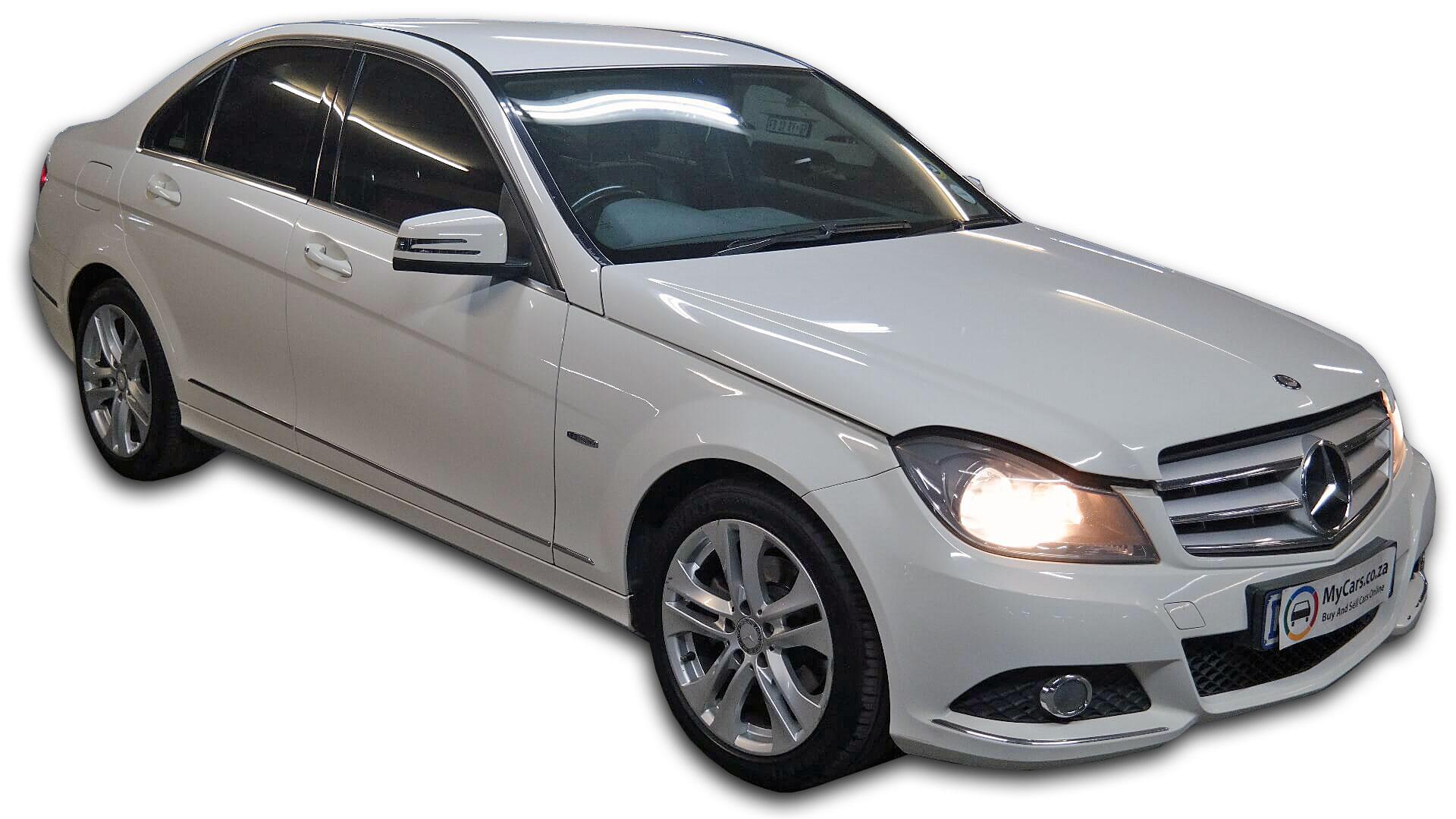 Repossessed Mercedes Benz C200 BE Avantgarde 2012 on auction with a price of R 155,500. Mercedes Benz C200 BE Avantgarde