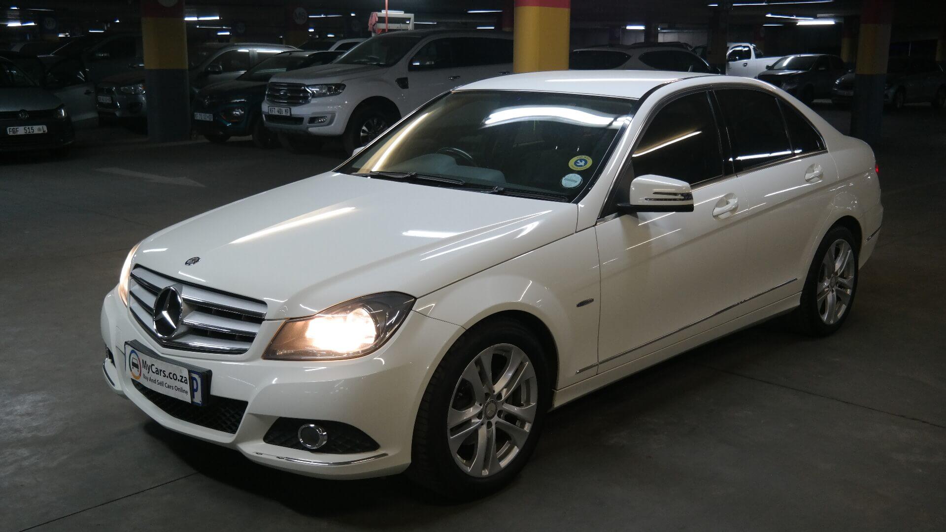 Repossessed Mercedes Benz C200 BE Avantgarde 2012 on auction with a price of R 155,500. Mercedes Benz C200 BE Avantgarde