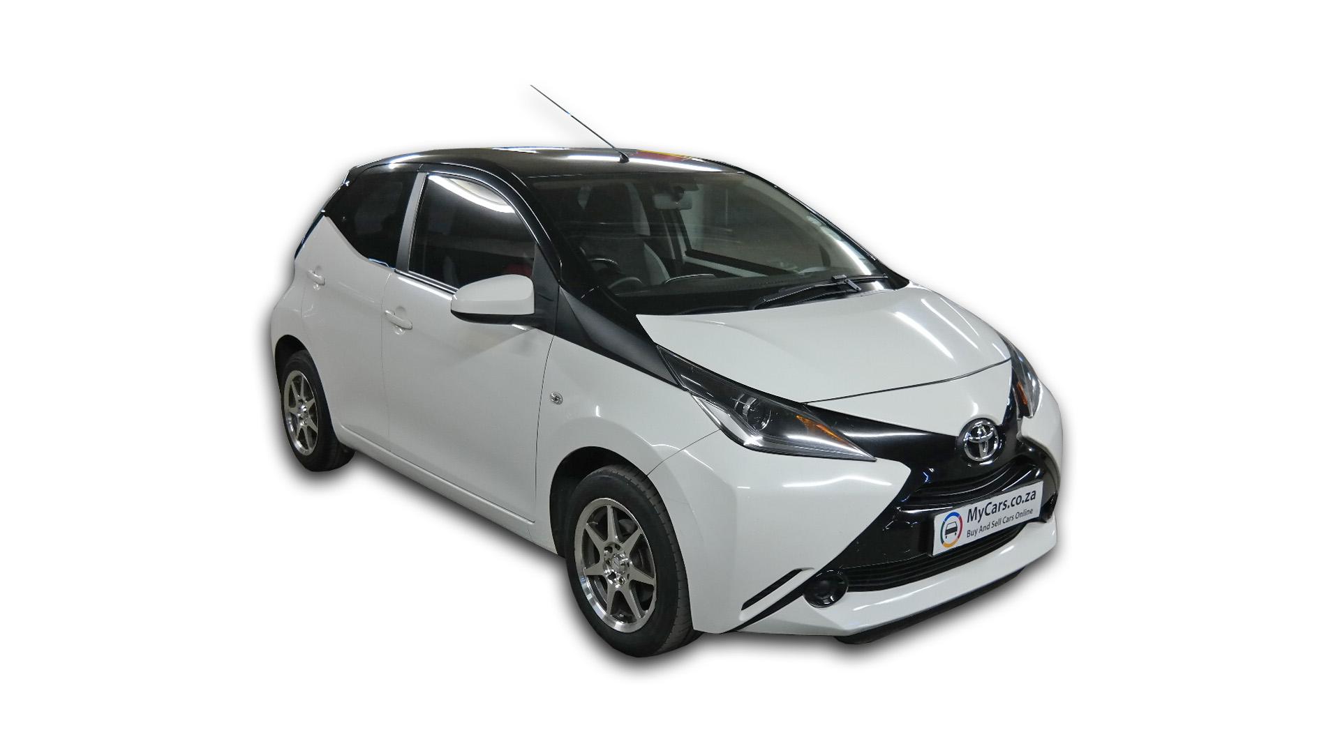 Toyota Aygo 1.0 X- Play (5DR)