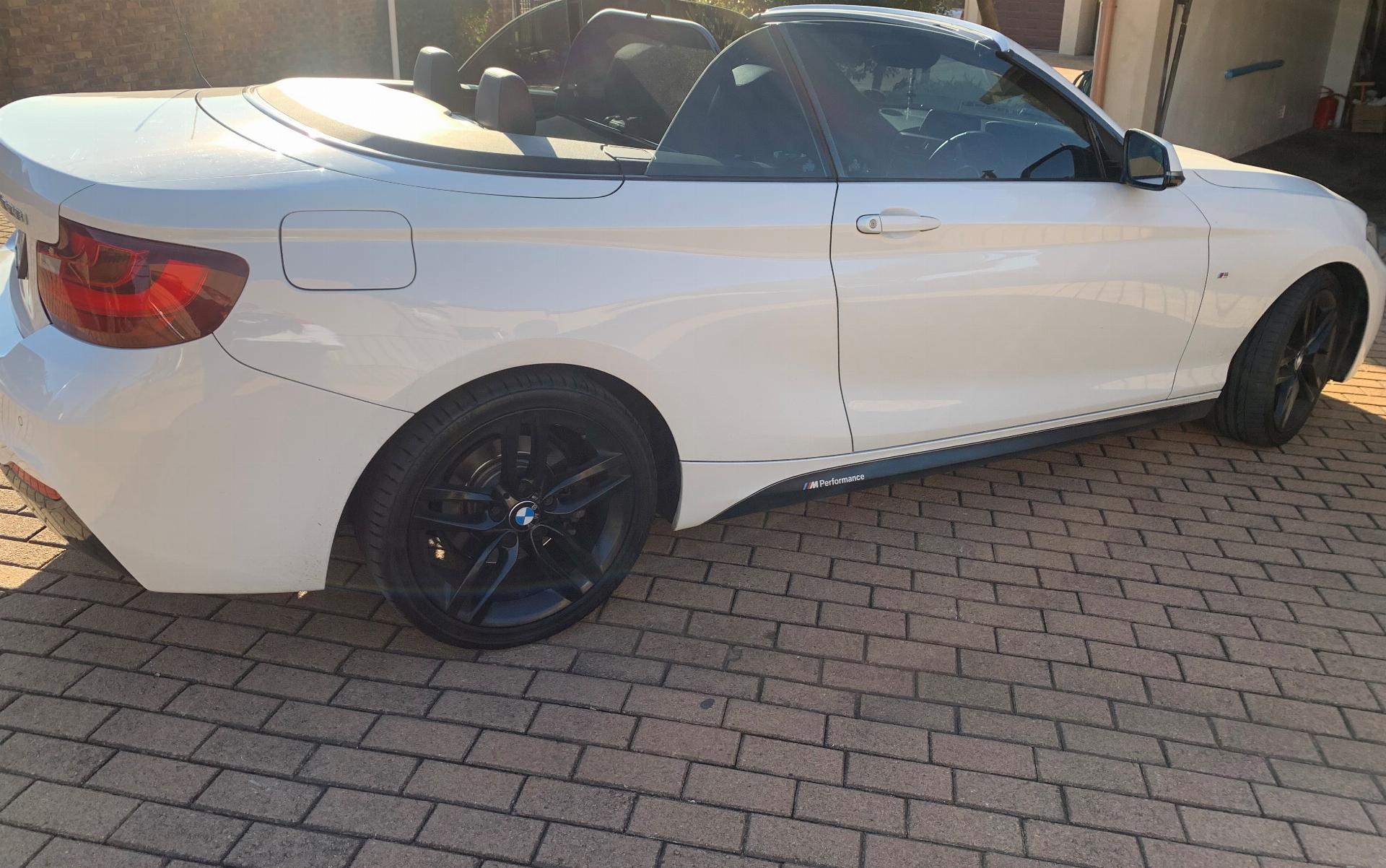 Used BMW 2 Series M228I Sport Cabriolet 2016 on auction with a price of R 420,000. BMW 2 Series M228I Sport Cabriolet