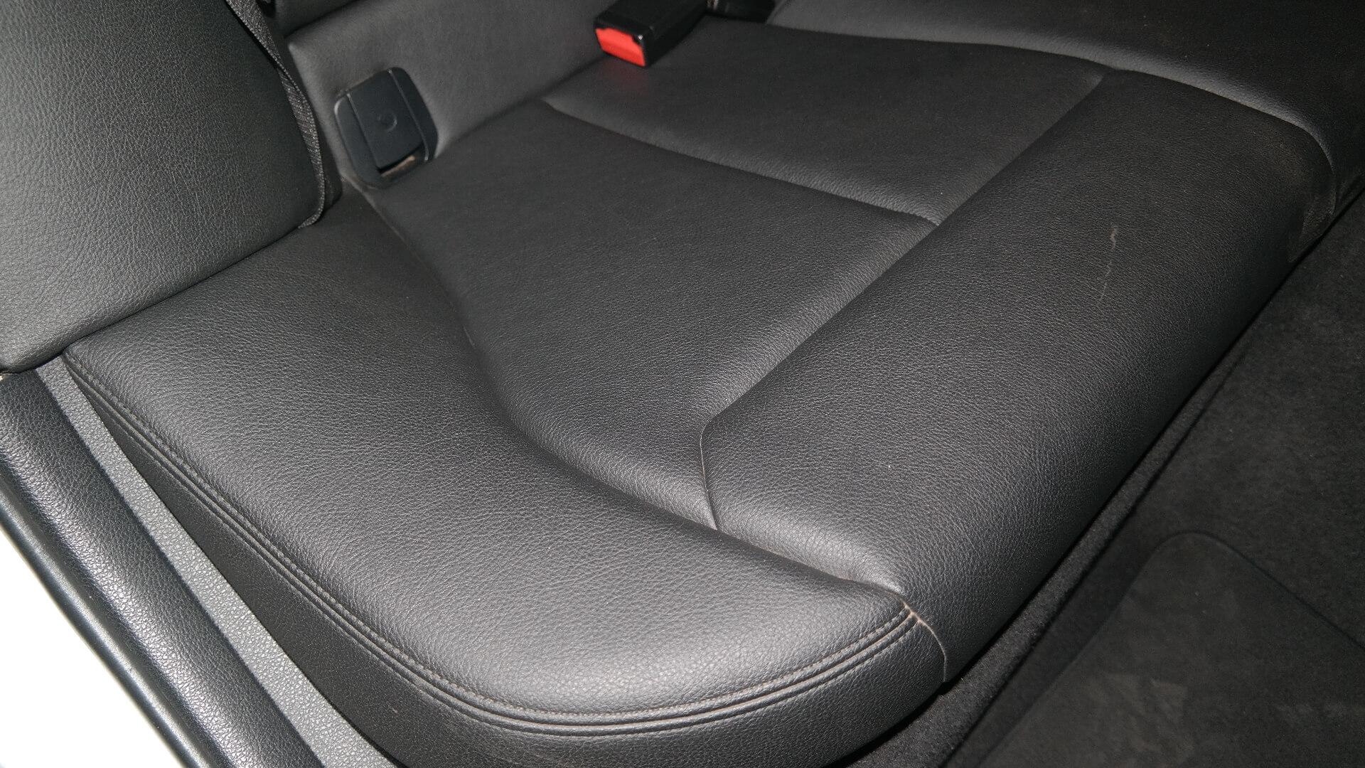 Repossessed BMW 1 Series 120I 5DR A/T (F20) 2017 on auction with a price of R 264,900. BMW 1 Series 120I 5DR A/T (F20)