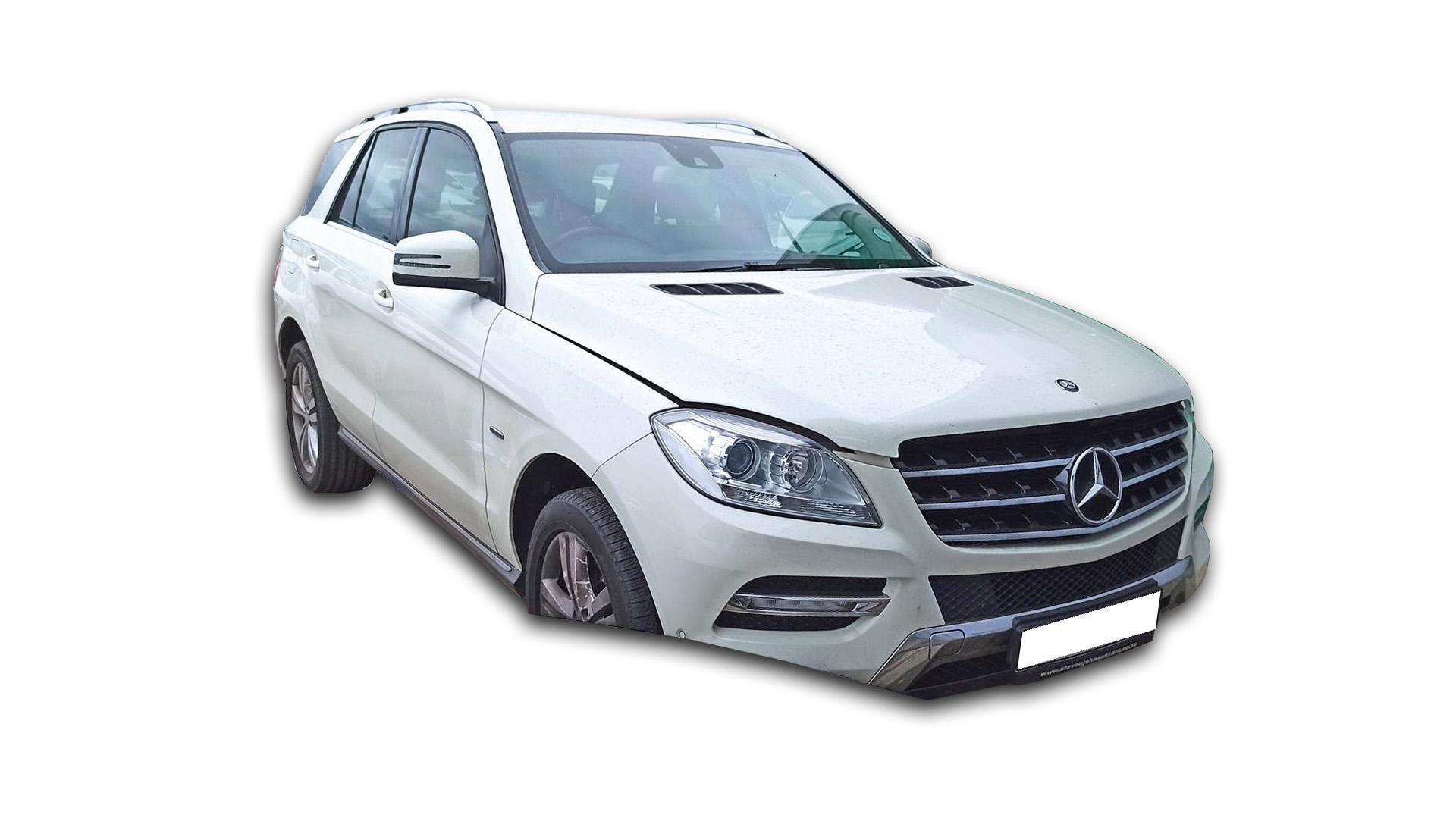 Repossessed Mercedes Benz ML 350 BE 2012 on auction with a price of R 200,000. Mercedes Benz ML 350 BE