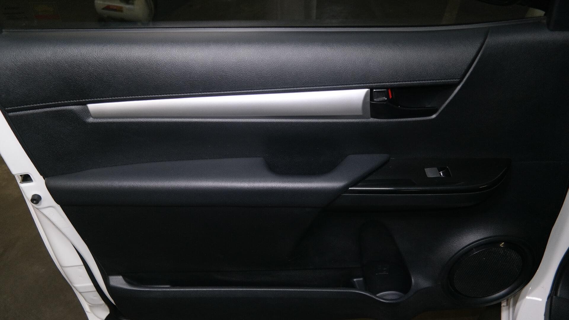 Repossessed Toyota Hilux 2.4 GD-6 RB Rai 2021 on auction with a price of R 387,200. Toyota Hilux 2.4 GD-6 RB Rai