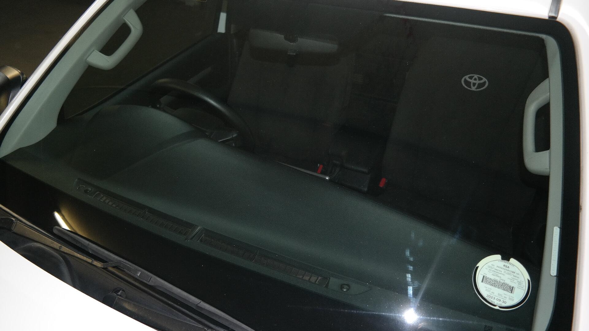 Repossessed Toyota Hilux 2.4 GD-6 RB Rai 2021 on auction with a price of R 387,200. Toyota Hilux 2.4 GD-6 RB Rai