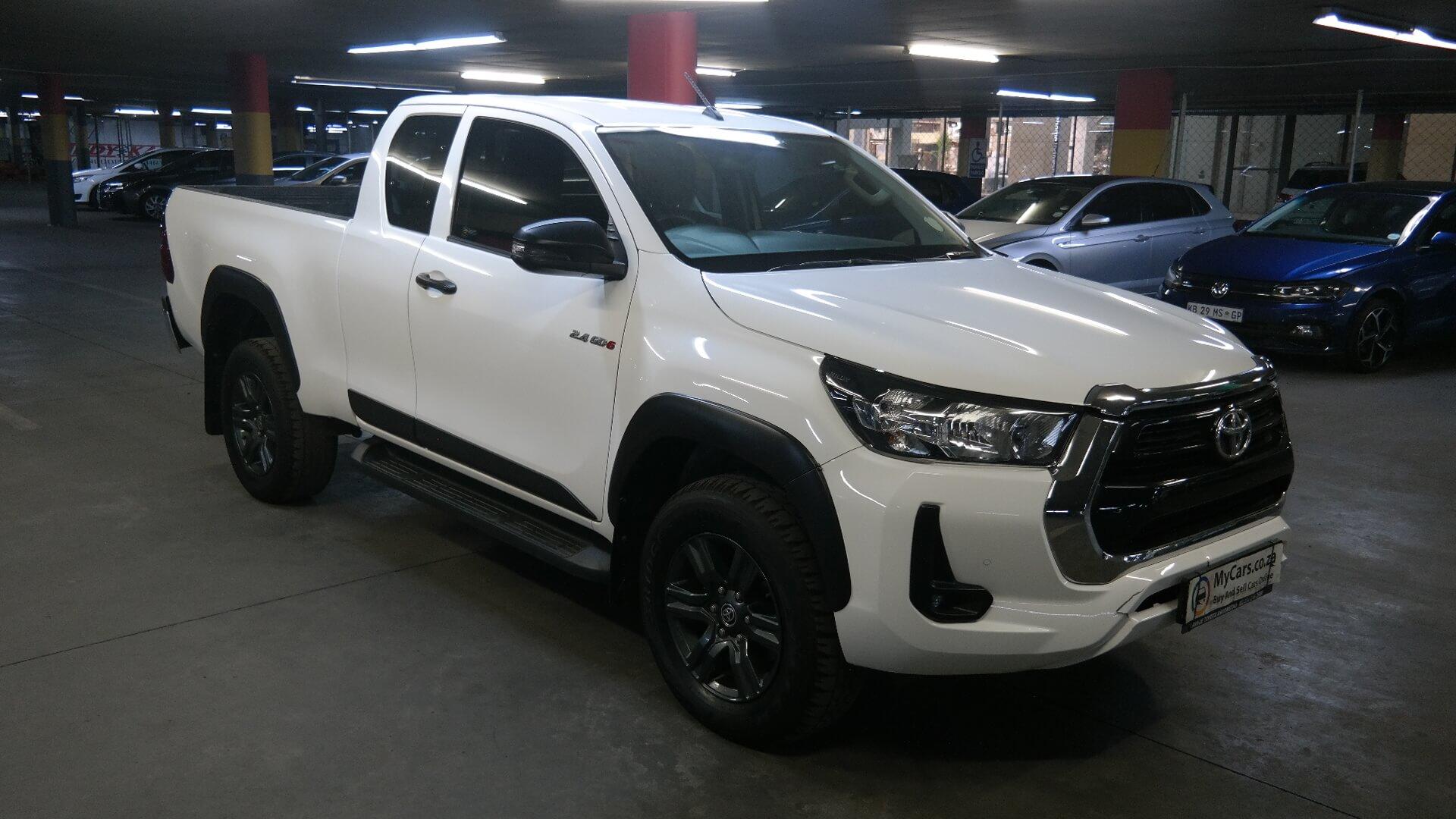 Repossessed Toyota Hilux 2.4 GD-6 RB Rai 2021 on auction with a price of R 387,200. Toyota Hilux 2.4 GD-6 RB Rai