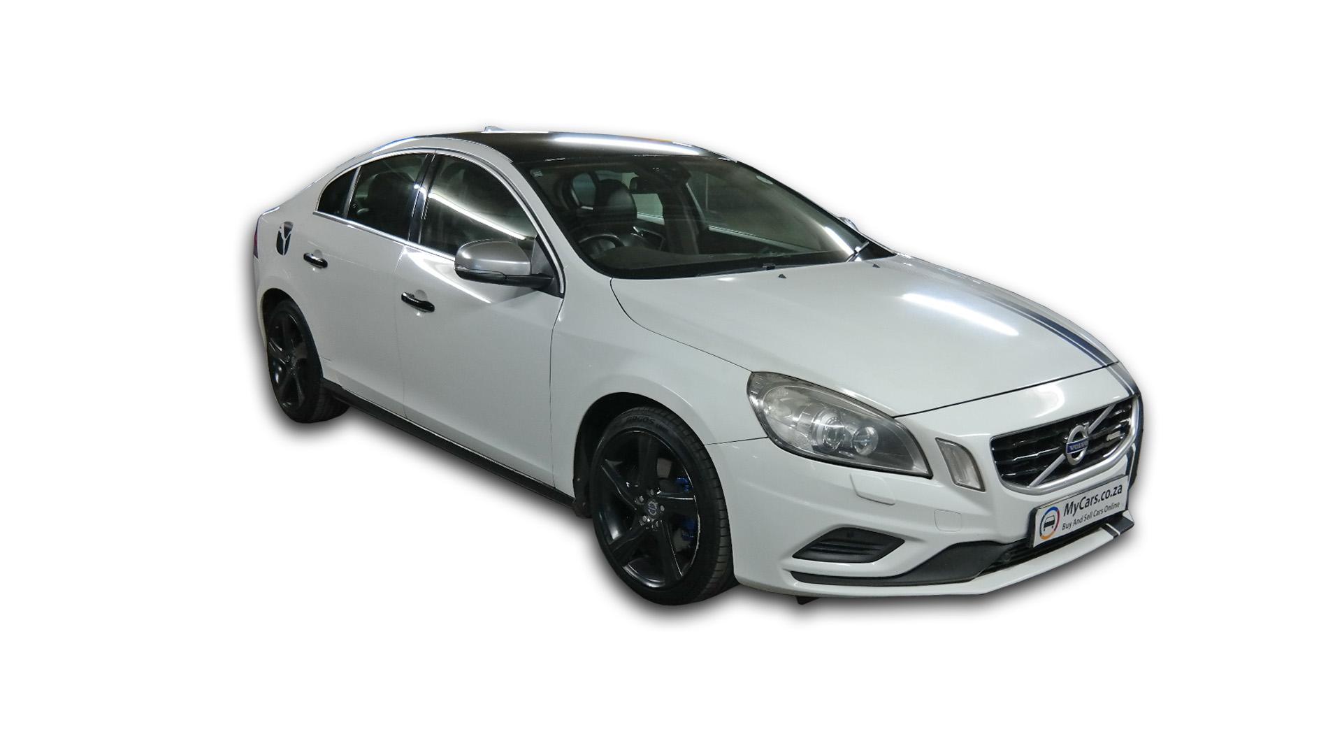 Repossessed Volvo S60 T5 R-DESIGN Powershift 2013 on auction with a price of R 217,000. Volvo S60 T5 R-DESIGN Powershift