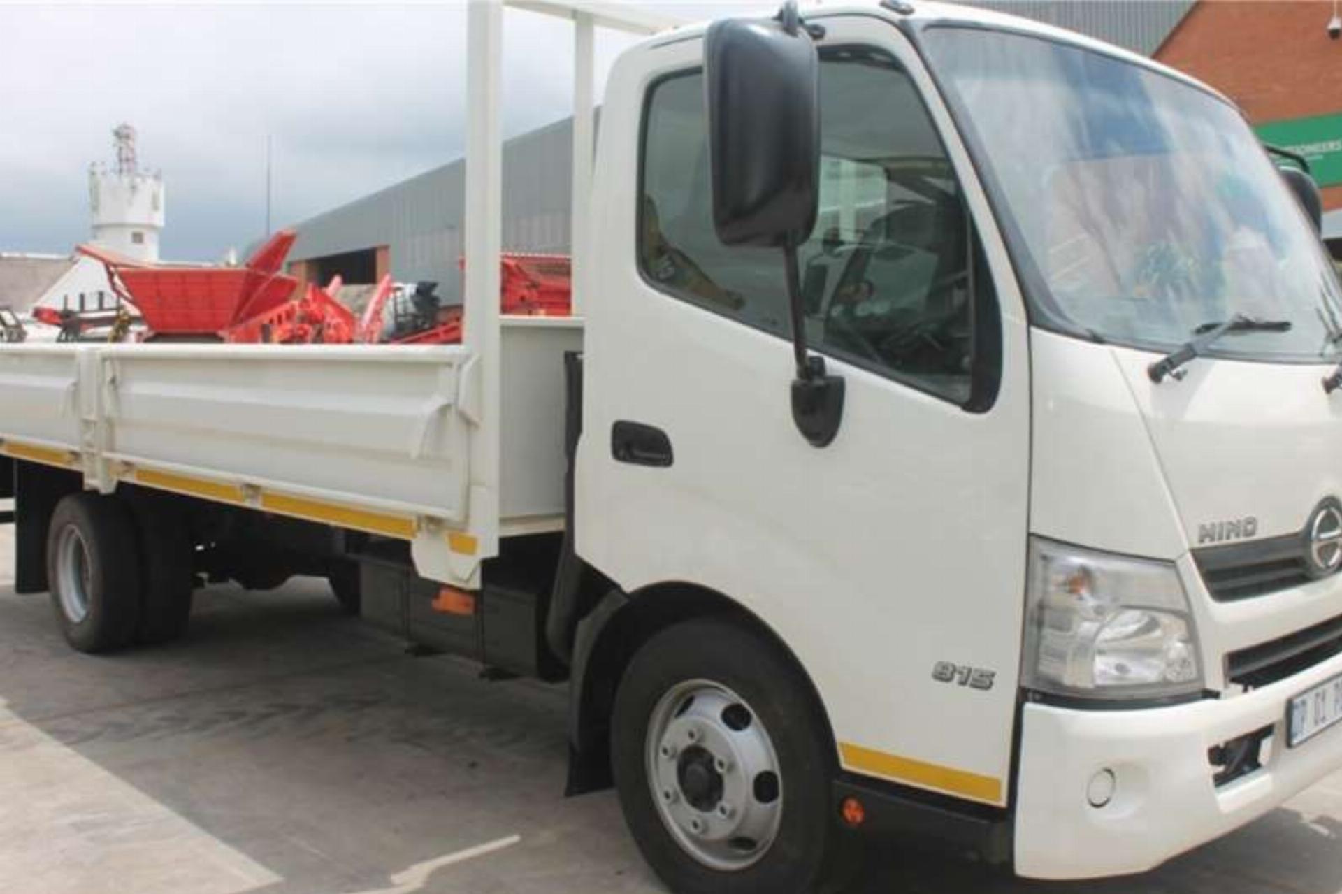 Used Toyota Hino 0734408176 2015 on auction with a price of R 170,000. Toyota Hino 0734408176