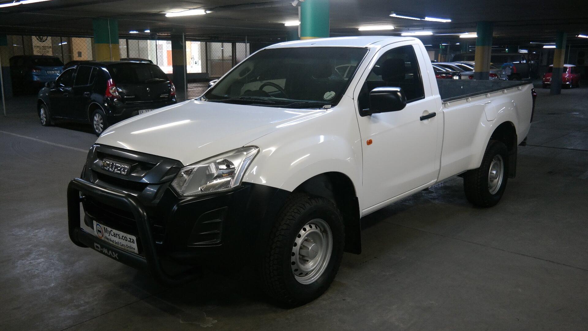 Repossessed Isuzu D-MAX 250 HO Fleetside 2020 on auction with a price of R 254,300. Isuzu D-MAX 250 HO Fleetside