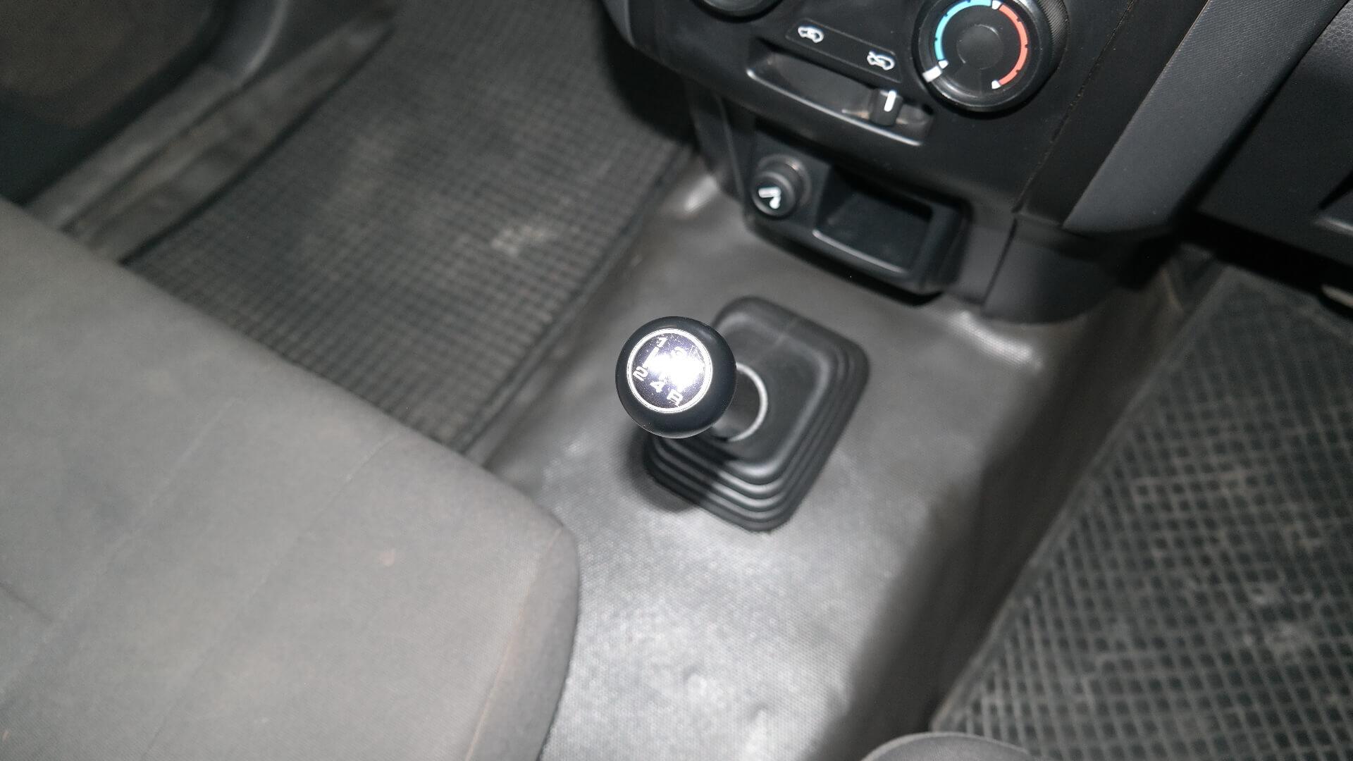 Repossessed Isuzu D-MAX 250 HO Fleetside 2020 on auction with a price of R 254,300. Isuzu D-MAX 250 HO Fleetside