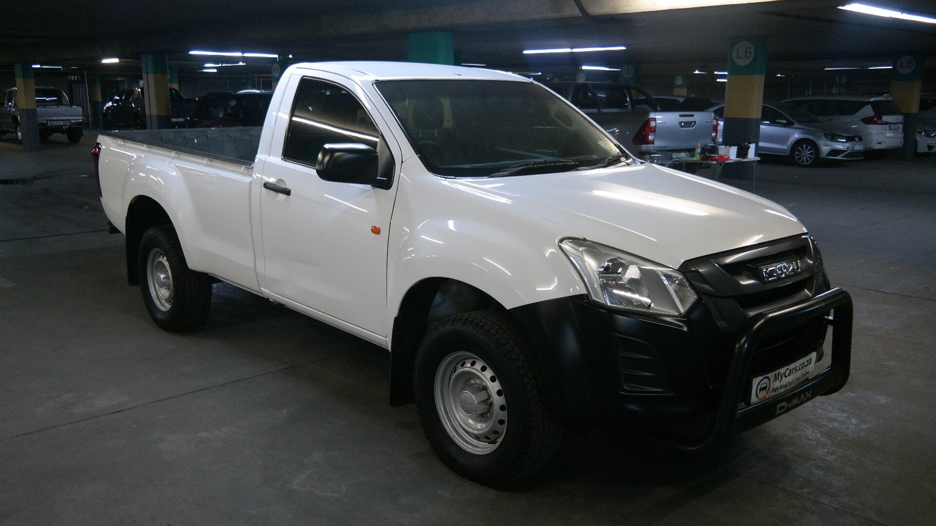 Repossessed Isuzu D-MAX 250 HO Fleetside 2020 on auction with a price of R 254,300. Isuzu D-MAX 250 HO Fleetside