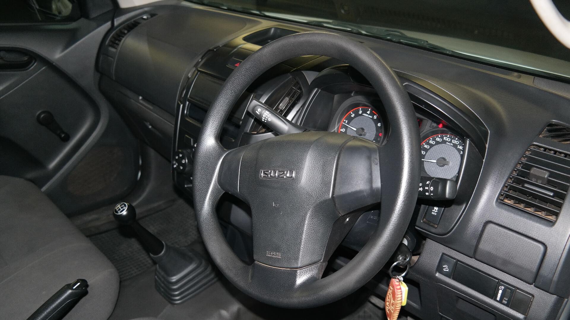 Repossessed Isuzu D-MAX 250 HO Fleetside 2020 on auction with a price of R 254,300. Isuzu D-MAX 250 HO Fleetside